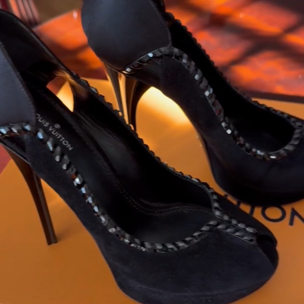 brand new Louis Vuitton heels.